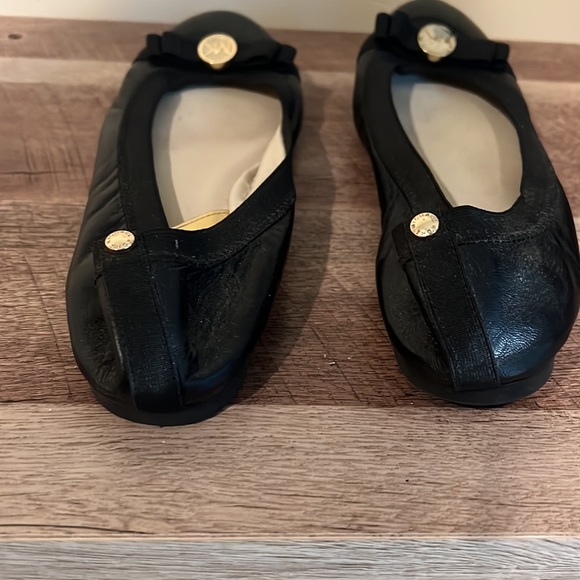 MICHAEL Michael Kors Black Gold Ballet Flats - Picture 3 of 6